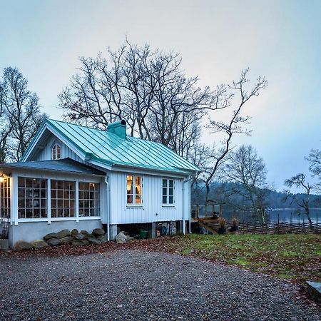 Cottage - Majviken Ljungskile Extérieur photo